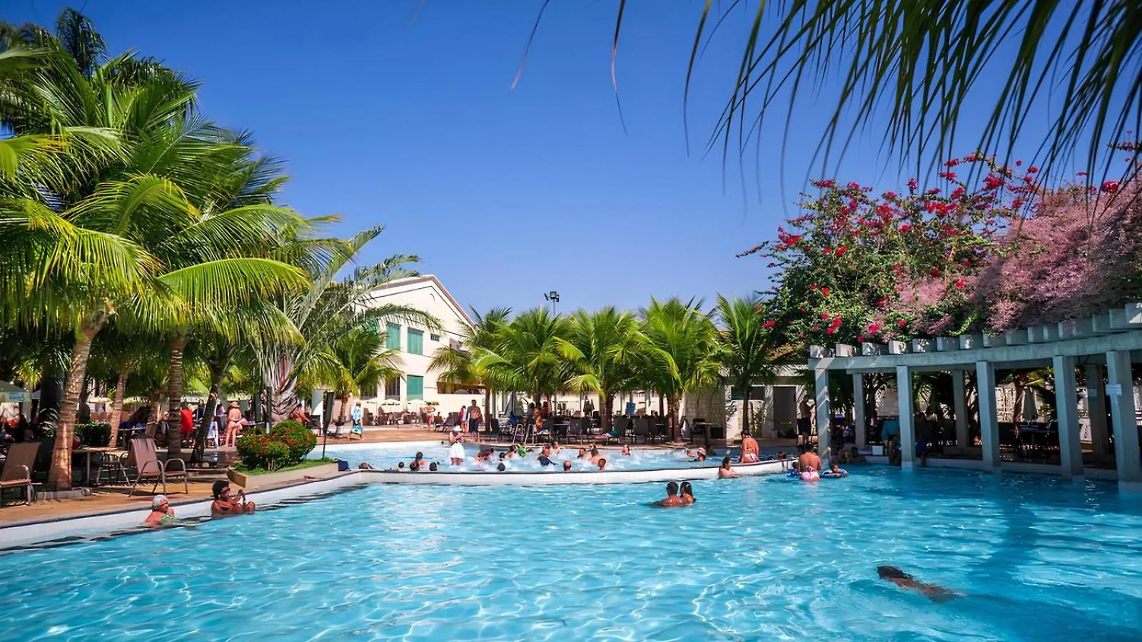 Lacqua Diroma Caldas Novas Aparthotel
